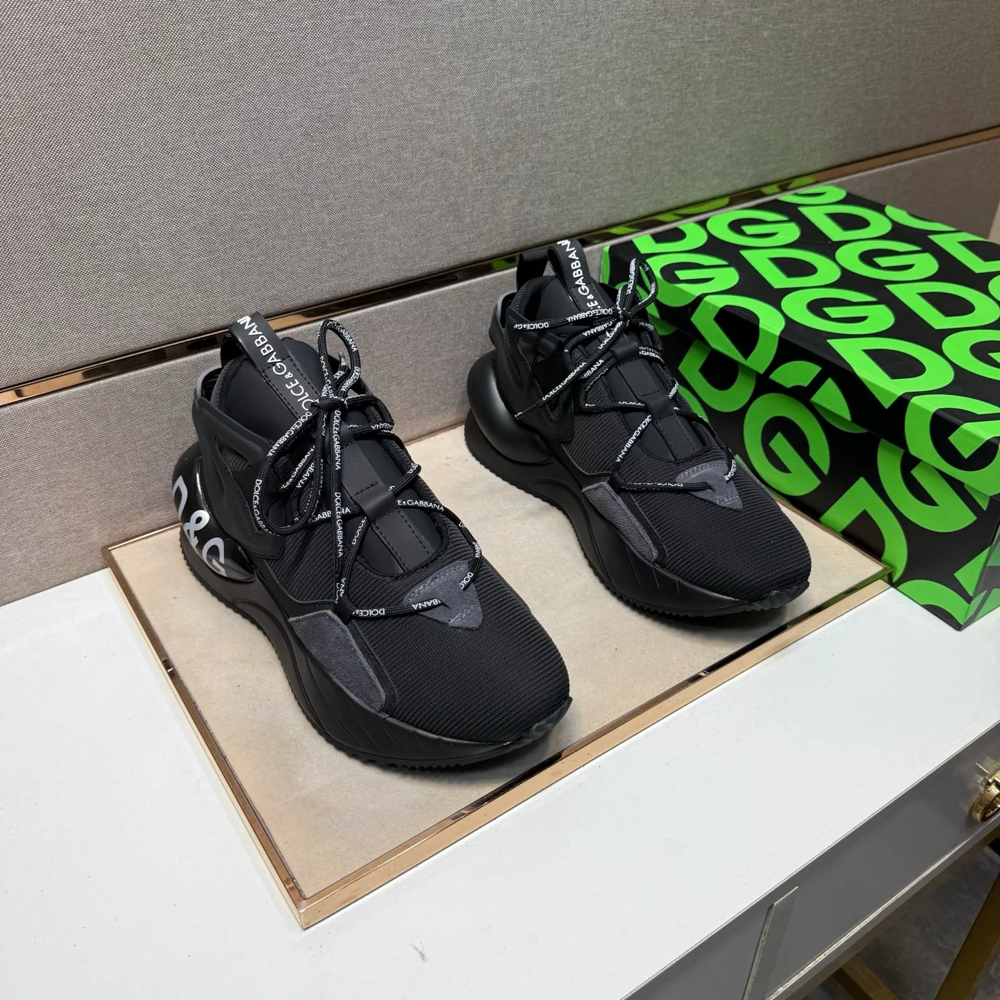 ⬛️Men's shoes💰p540 [DG～]Couple casual shoes 2025z cabinet sales simultaneously 🔶Size: 35-44#️⃣ 🔷7 colors🔜The upper is made of multi-material splicing➕Mesh lining, comfortable and breathable, sole: original comfortable and wear-resistant outsole, ⚠️real thing📱photographed🎬real thing is better📢📢📢